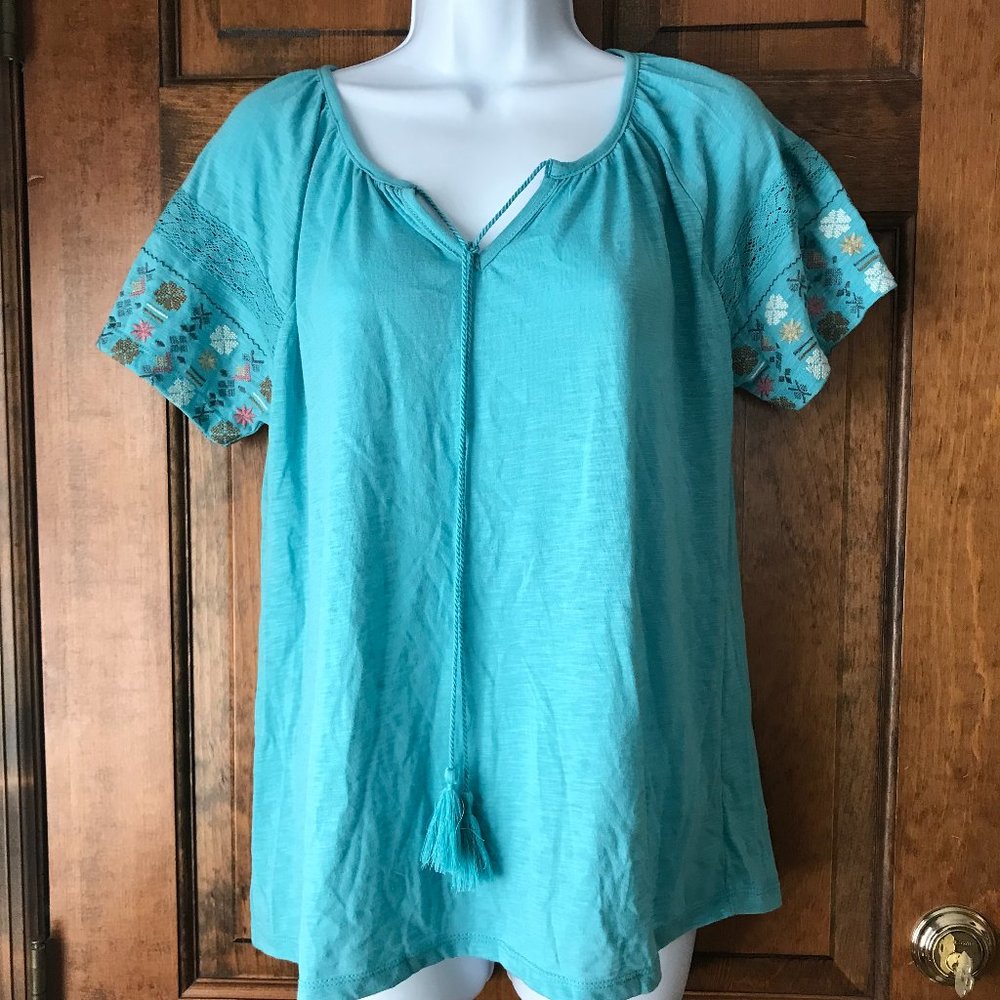 Architect Green V-Neck Tee w/Embroidered Short Sleeves Petite X-Large